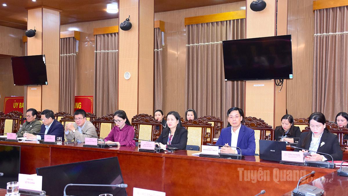 Các đại biểu dự hội nghị.