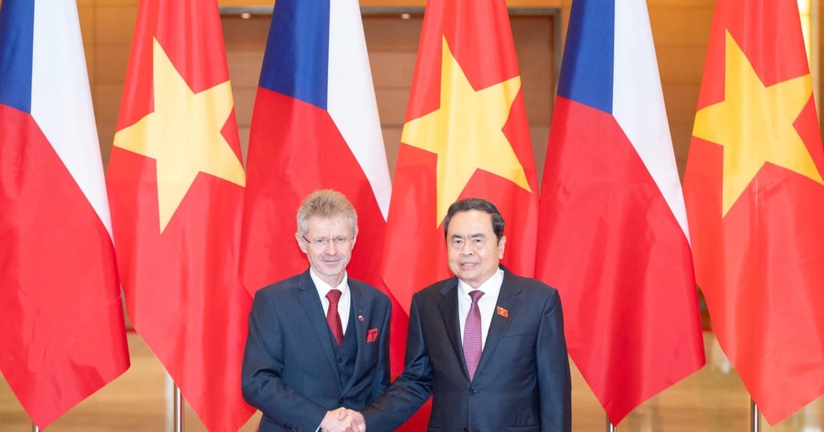 Chủ tịch Quốc hội Trần Thanh Mẫn chủ trì Lễ đón, hội đàm với Chủ tịch Thượng viện Czech