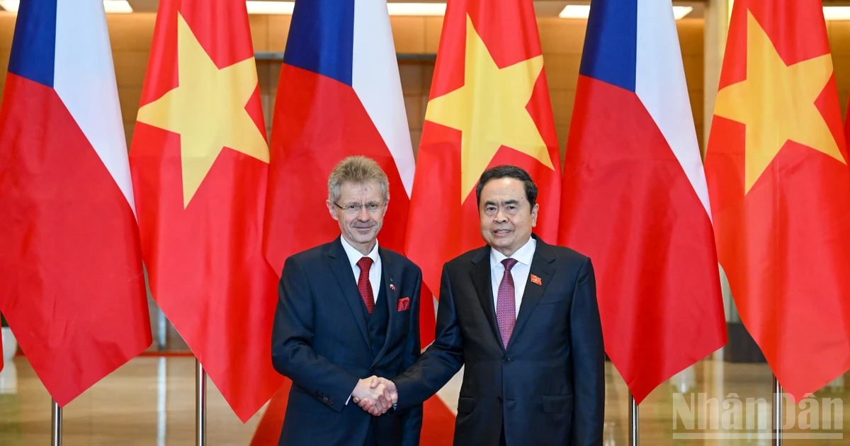 [Ảnh] Chủ tịch Quốc hội Trần Thanh Mẫn hội đàm với Chủ tịch Thượng viện Quốc hội Cộng hòa Séc Milos Vystrcil