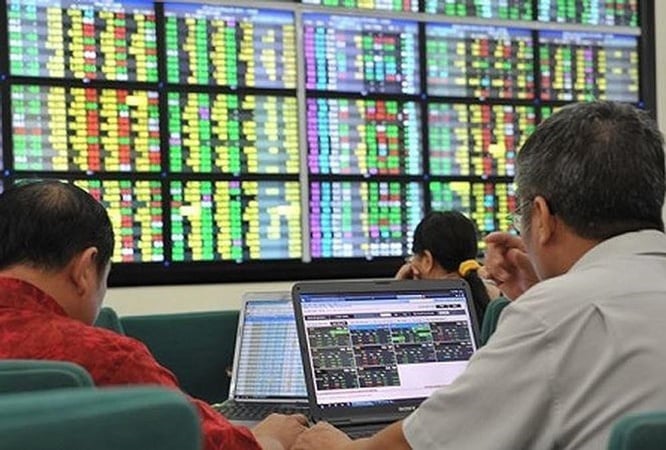 Lực cầu cuối phiên cứu VN-Index