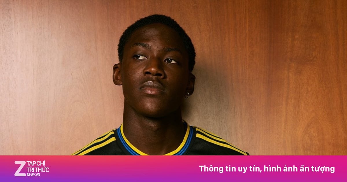 Mainoo nổi giận với MU