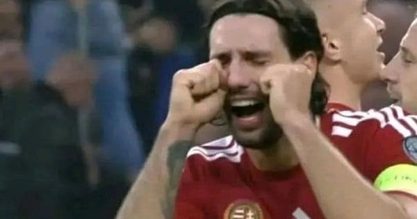 AI khiến nhiều cầu thủ nổi tiếng rơi vào cảnh “dở khóc dở cười”