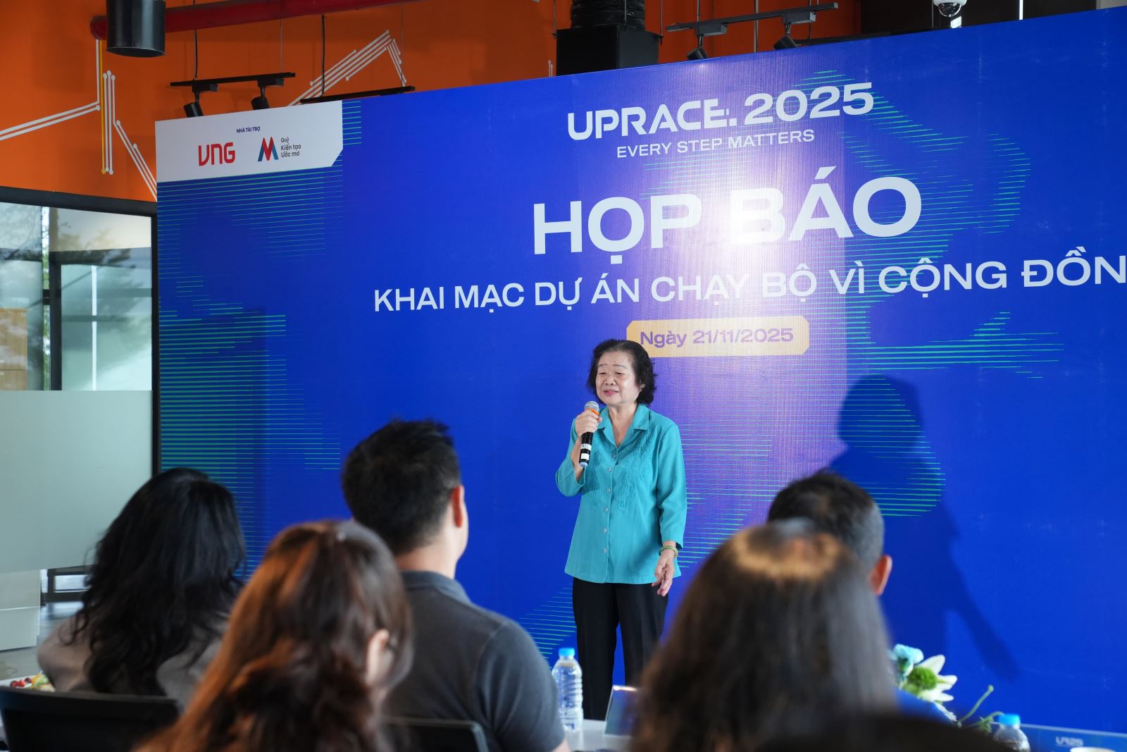 تعليق الصورة