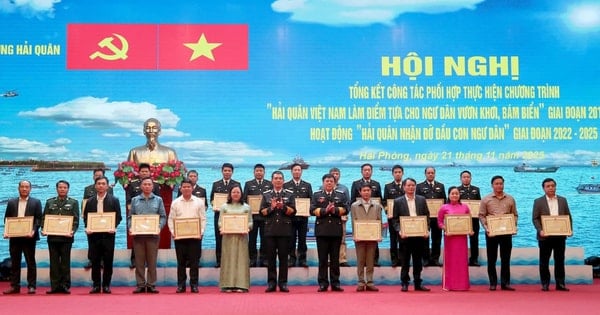 Quân chủng Hải quân khen thưởng 77 cá nhân và tập thể