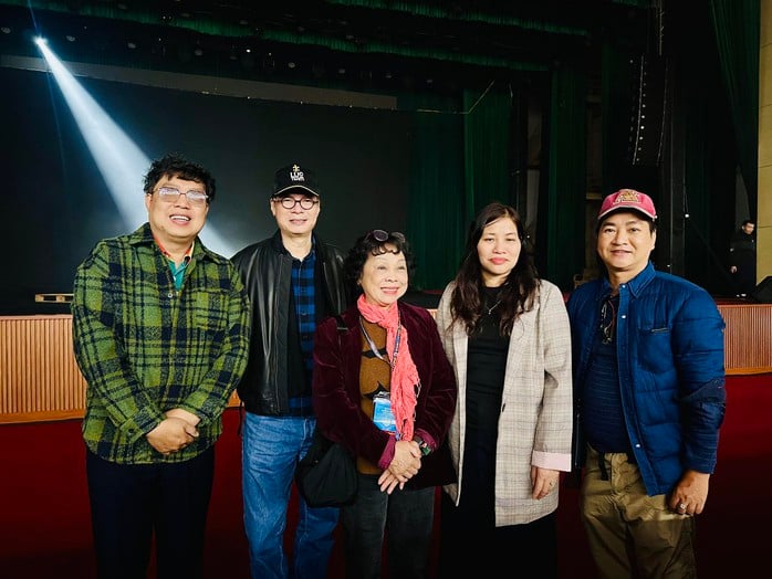 NSND Trần Lực kể chuyện 