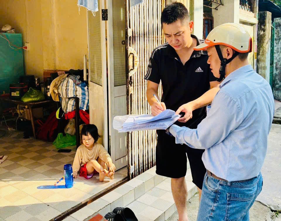 Phường Gia Viên sẽ cưỡng chế nếu người dân không di dời khỏi các chung cư cũ