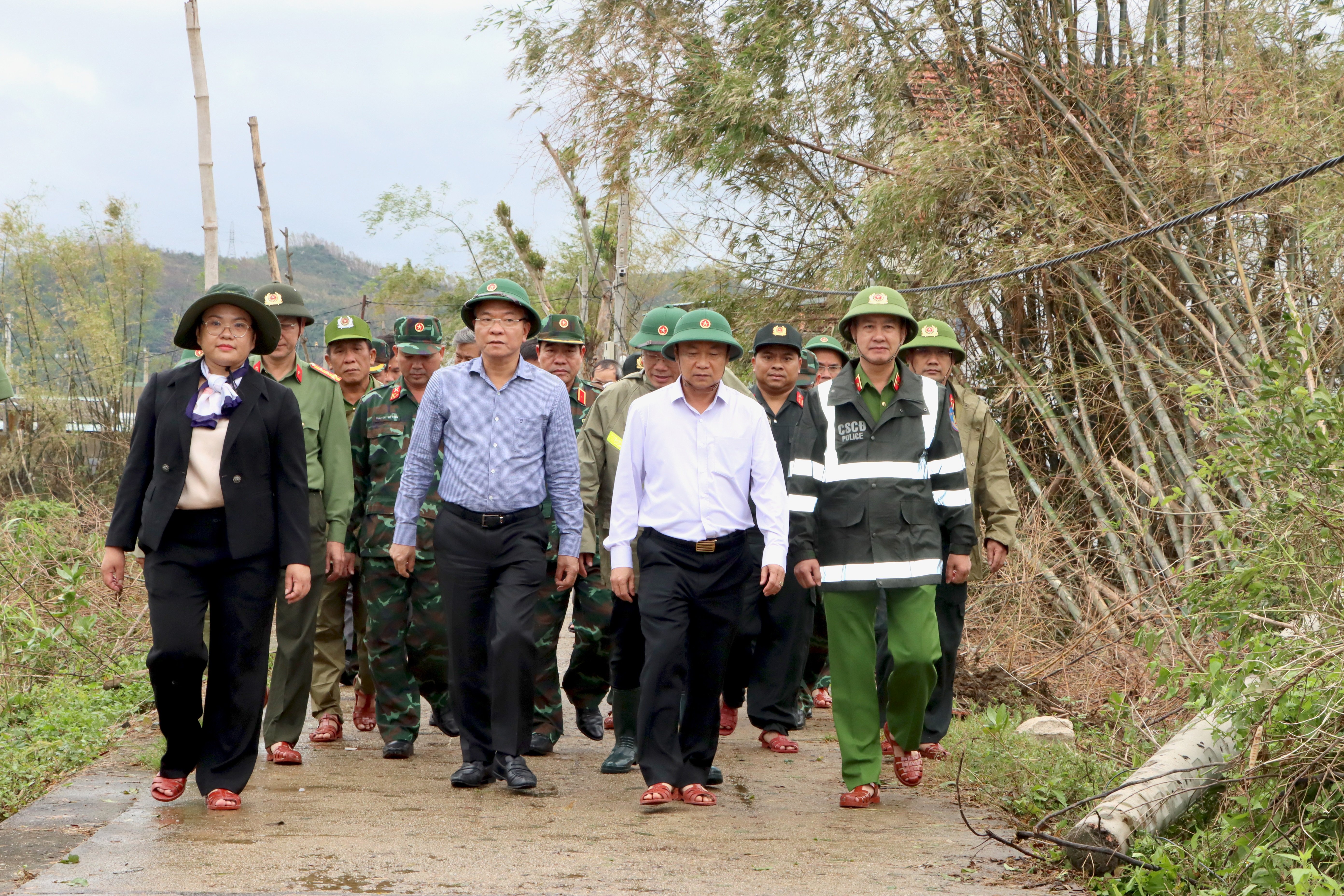 Phó Thủ tướng Chính phủ Lê Thành Long kiểm tra tình hình khắc phục thiên tai tại tỉnh Gia Lai