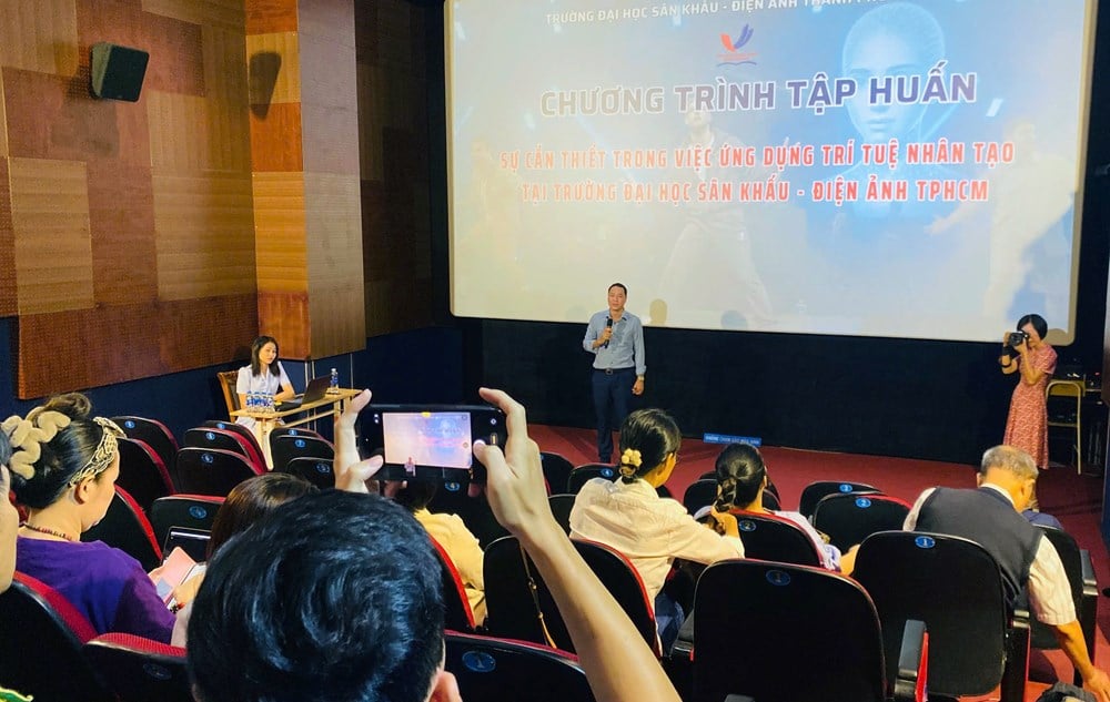 Trường ĐH Sân khấu–Điện ảnh TP.HCM tổ chức tập huấn về ứng dụng trí tuệ nhân tạo