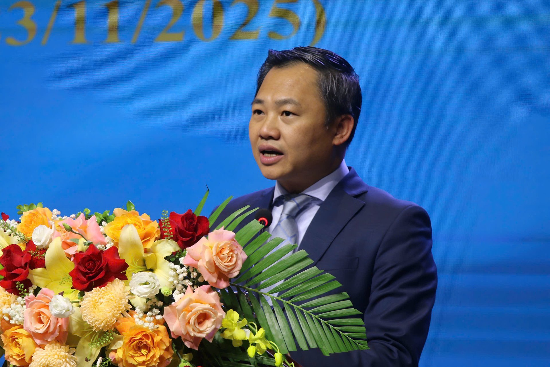 Bapak Nguyen Dinh Viet, Ketua Komite Rakyat Provinsi, mengapresiasi dan mengapresiasi upaya Inspektorat Provinsi dalam memberikan arahan dan melaksanakan tugas di segala bidang. Foto: Nguyen Nga. Ông Nguyễn Đình Việt, Chủ tịch UBND tỉnh ghi nhận, biểu dương những nỗ lực của Thanh tra tỉnh trong tham mưu, triển khai nhiệm vụ trên tất cả các lĩnh vực. Ảnh: Nguyễn Nga.