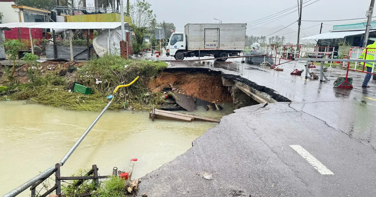 Còn 19 vị trí tắc đường, ngập nước trên các tuyến quốc lộ qua khu vực Nam Trung bộ