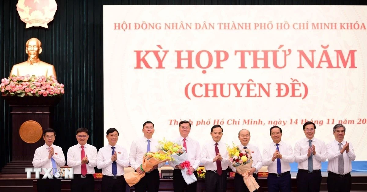 Phê chuẩn kết quả bầu chức vụ Phó Chủ tịch UBND Thành phố Hồ Chí Minh