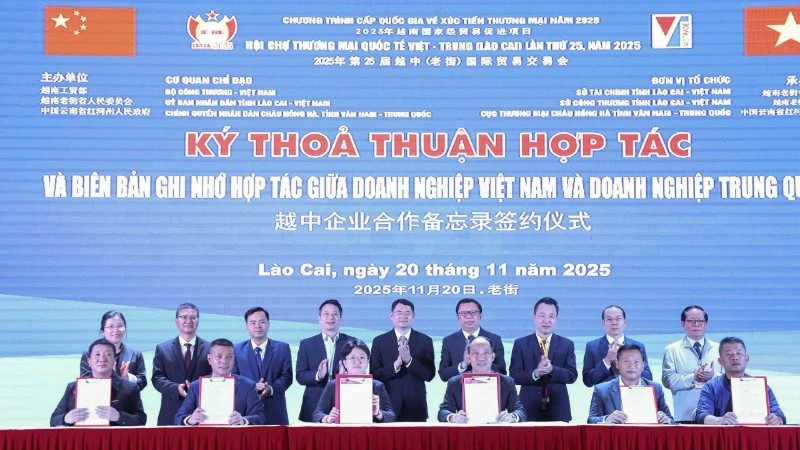 Doanh nghiệp Việt Nam –Trung Quốc ký 16 cặp thỏa thuận hợp tác trị giá 330 triệu USD