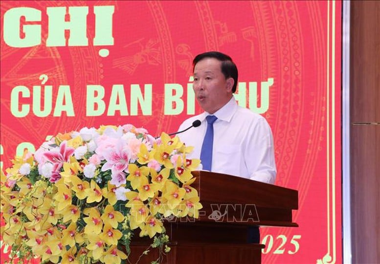 បុគ្គលិកថ្មីនៅខេត្តចំនួន៥ Thai Nguyen, Bac Ninh, Hung Yen, Lai Chau, Dong Nai - រូបថត ៥. Nhân sự mới 5 tỉnh Thái Nguyên, Bắc Ninh, Hưng Yên, Lai Châu, Đồng Nai- Ảnh 5.