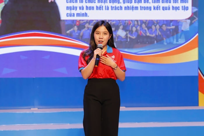 Hơn 50% thủ khoa được TPHCM vinh danh là nữ- Ảnh 1.