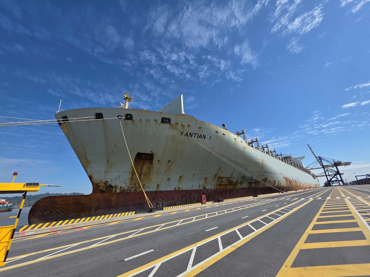 Cảng HTIT thiết lập cột mốc mới trong hoạt động khai thác cảng