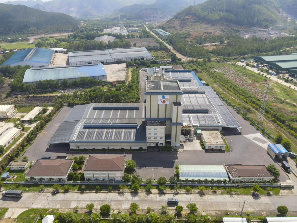 Nhiều kiến nghị cấp thiết để TP Hồ Chí Minh thu hút đầu tư khu công nghiệp   - Ảnh 2.