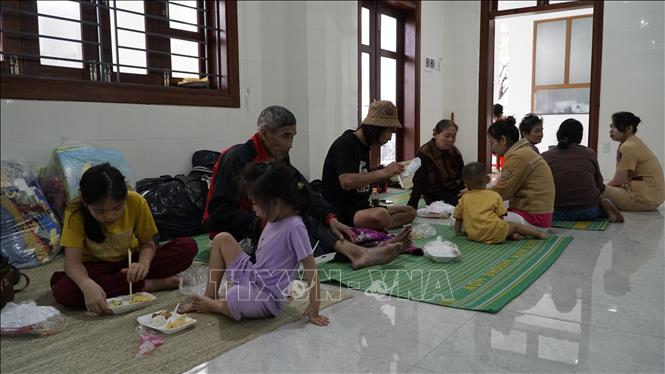 ຄຳບັນຍາຍຮູບ