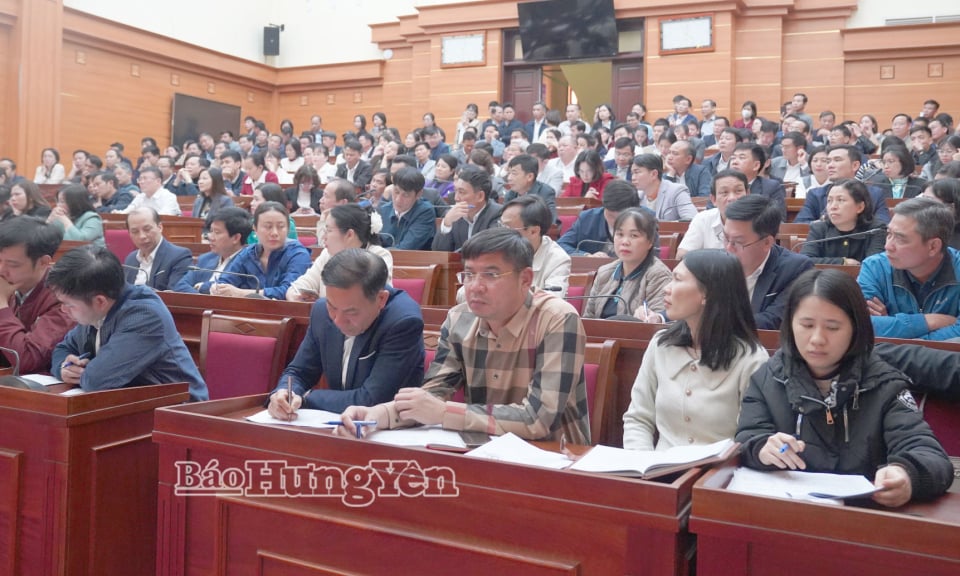 Trước ngày 30/11/2025 hoàn thành sắp xếp các trạm y tế xã, phường