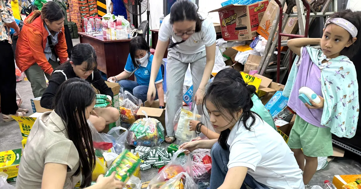 TPHCM phát động tiếp nhận khẩn hỗ trợ đồng bào vùng bão lũ