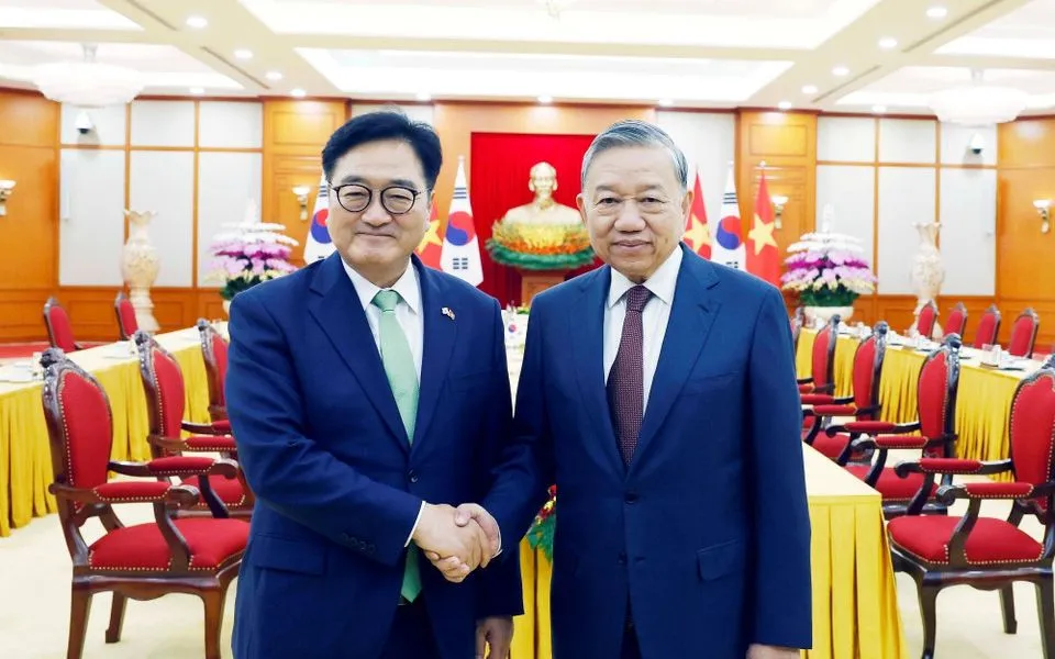 Tổng Bí thư Tô Lâm tiếp Chủ tịch Quốc hội Đại Hàn Dân Quốc Woo Won Shik. (Ảnh: TTXVN)