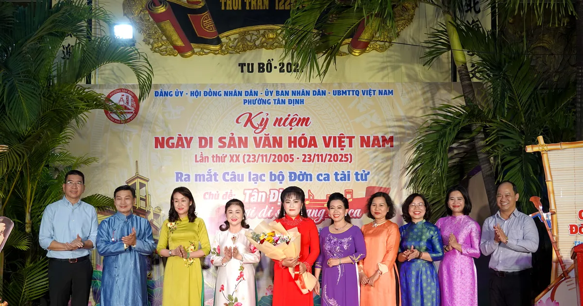 Ra mắt CLB Đờn ca tài tử phường Tân Định mừng Ngày Di sản Văn hóa Việt Nam