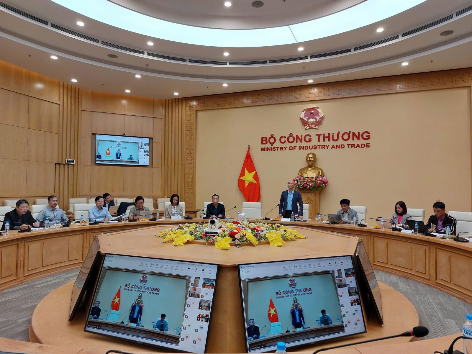 Bộ Công Thương tổ chức Hội nghị triển khai Chiến lược phát triển dịch vụ logistics Việt Nam