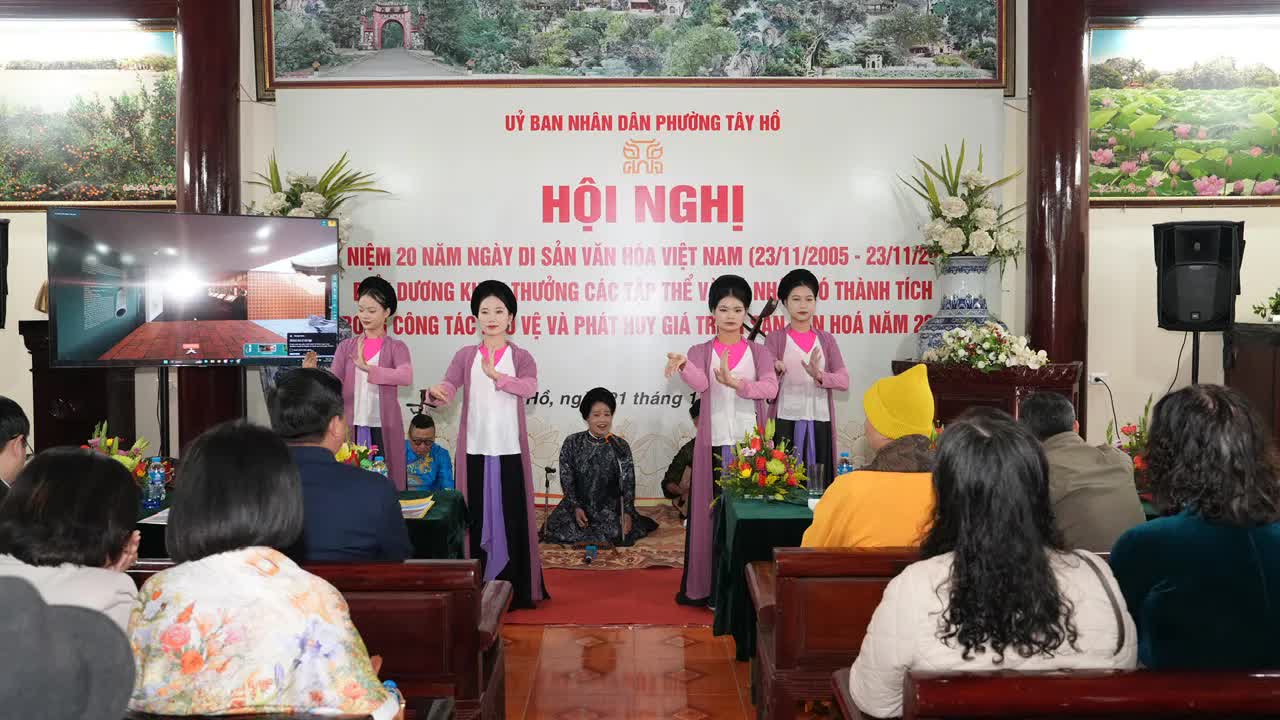 Phường Tây Hồ: Đẩy mạnh ứng dụng công nghệ thông tin trong quản lý và quảng bá di sản văn hóa- Ảnh 2.