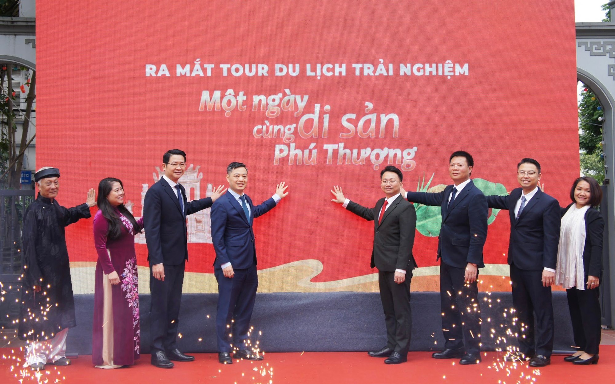 Ra mắt Tour du lịch trải nghiệm “Một ngày cùng di sản Phú Thượng”