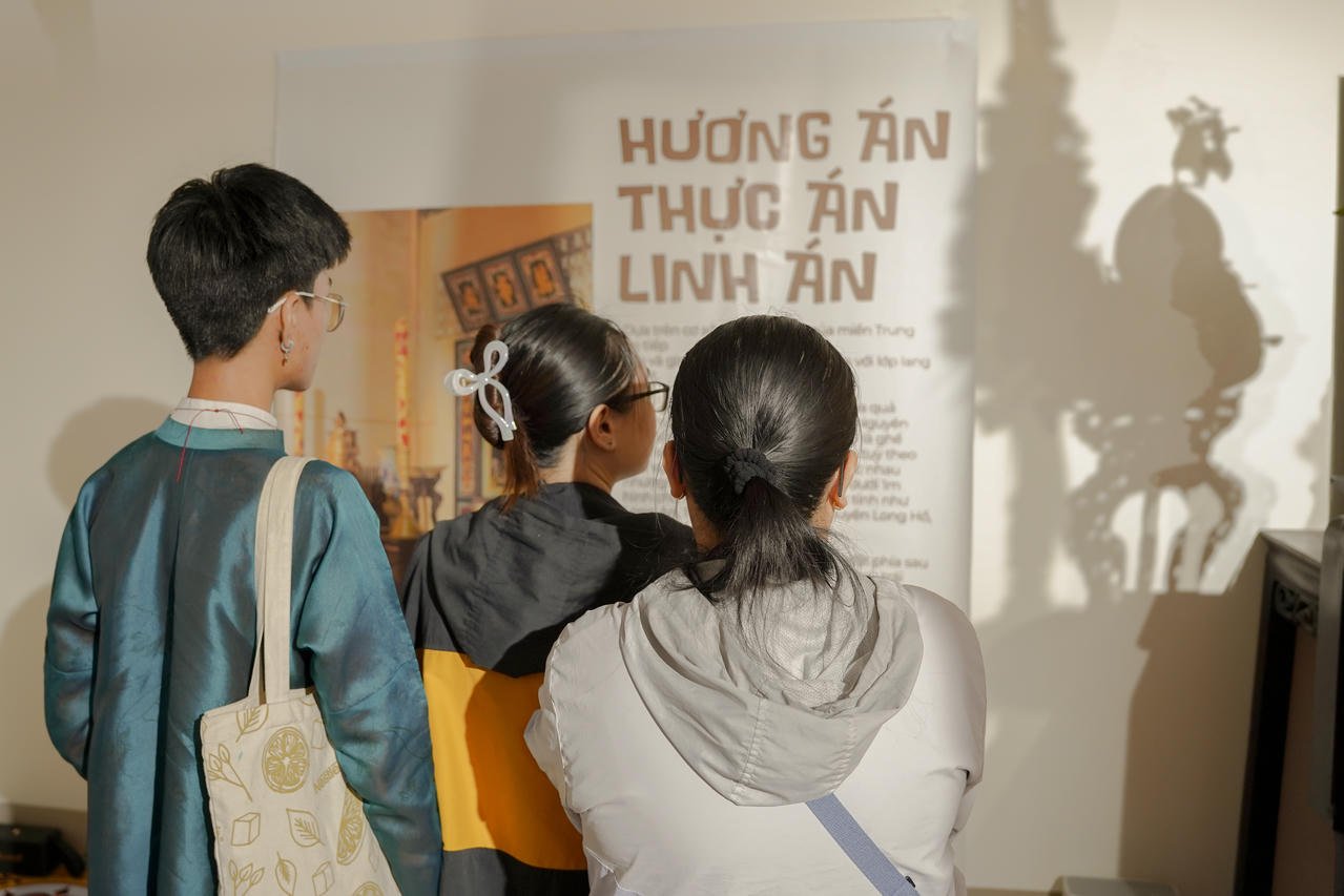 Kaum muda belajar tentang makna ibadah.