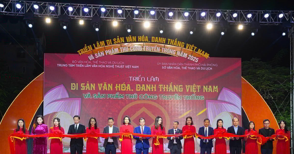 Khai mạc Triển lãm “Di sản văn hóa, danh thắng Việt Nam và sản phẩm thủ công truyền thống 2025”
