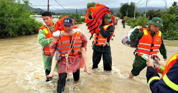 Quân đội phải bằng mọi biện pháp tiếp cận nơi ngập sâu, để kịp thời di dời, sơ tán người dân