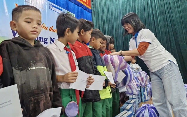 Gieo lại niềm tin nơi vùng núi lở - Ảnh 2.