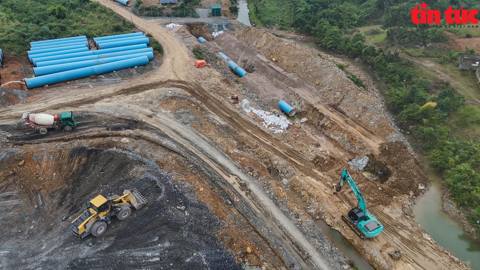 ছবির ক্যাপশন