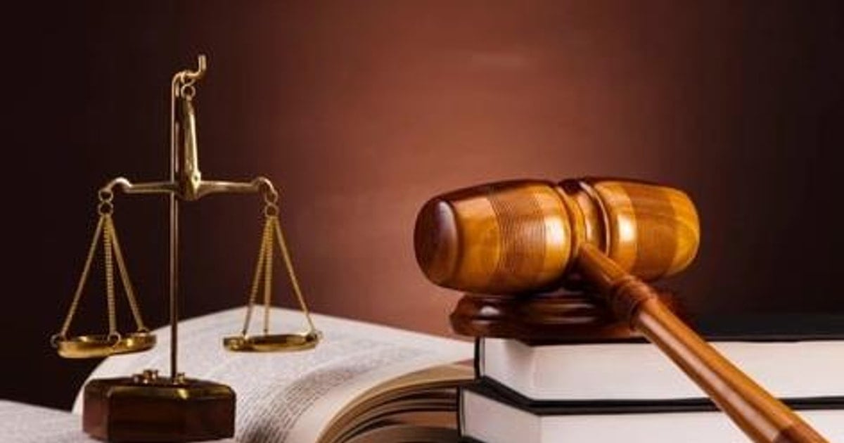 Luật pháp đi trước, mở đường