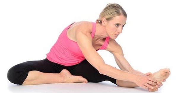 8 bài tập kéo giãn đơn giản và hiệu quả giúp giảm đau lưng dưới