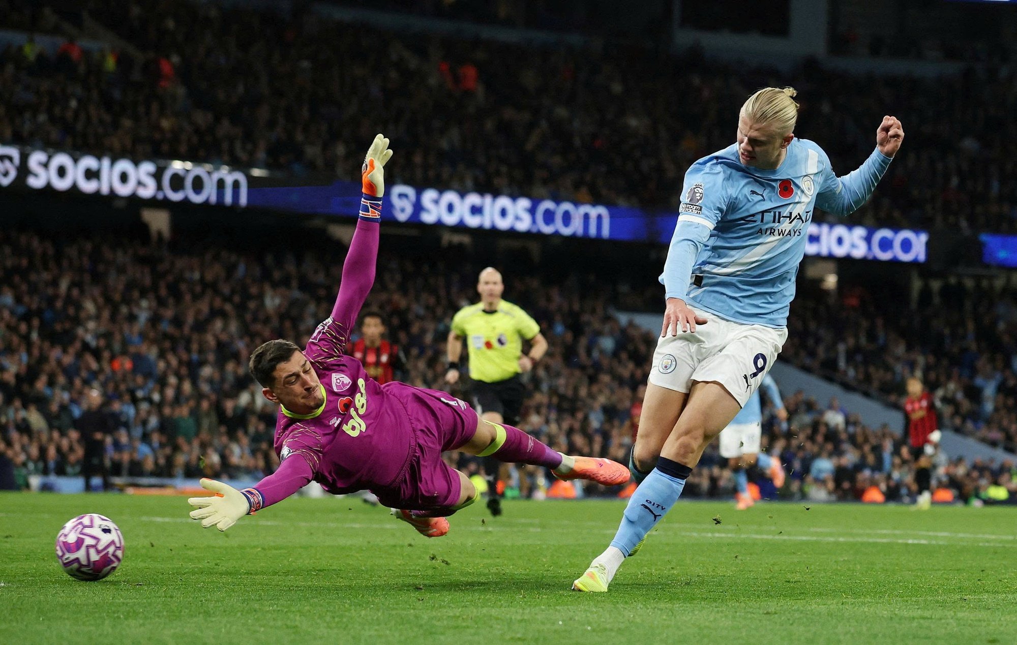 Lịch thi đấu Ngoại hạng Anh mới nhất: Nhà giàu... tương phản- Ảnh 1.