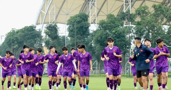 U17 Việt Nam gặp U17 Singapore vào chiều 22/11