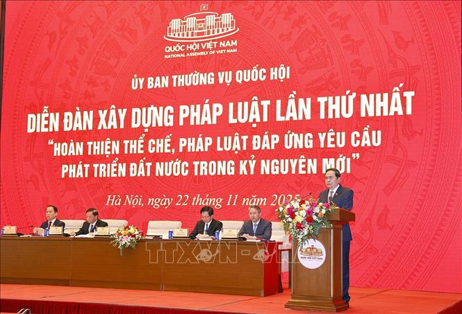 Diễn đàn xây dựng pháp luật lần thứ nhất