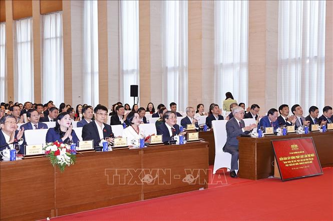 כיתוב לתמונה