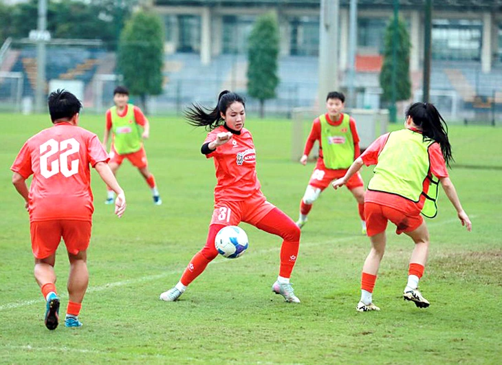 Tuyển nữ Việt Nam 