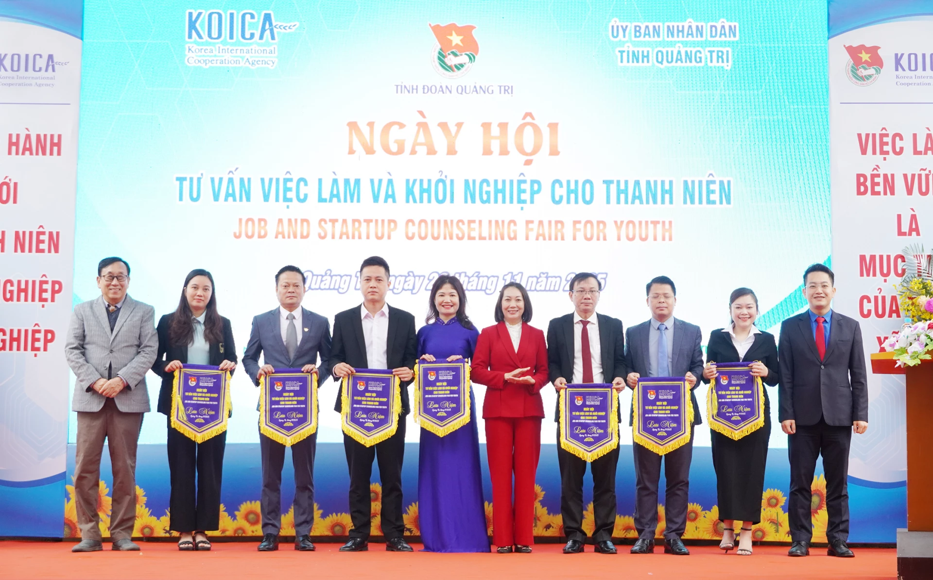 Ngày hội tư vấn việc làm và khởi nghiệp cho thanh niên