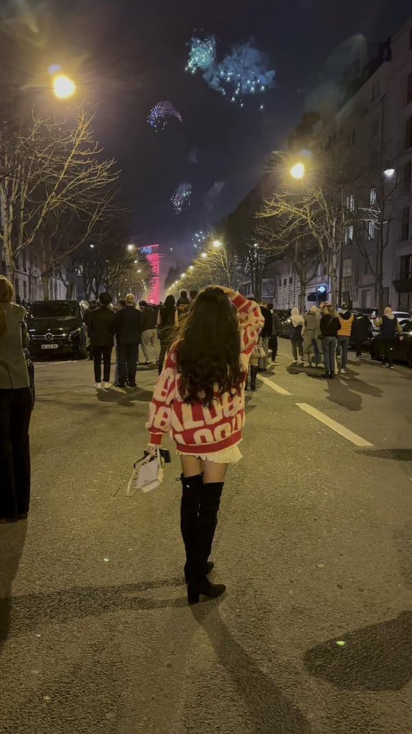 Sắc vóc tuổi 18 của con gái Nguyễn Thị Huyền - Ảnh 10.