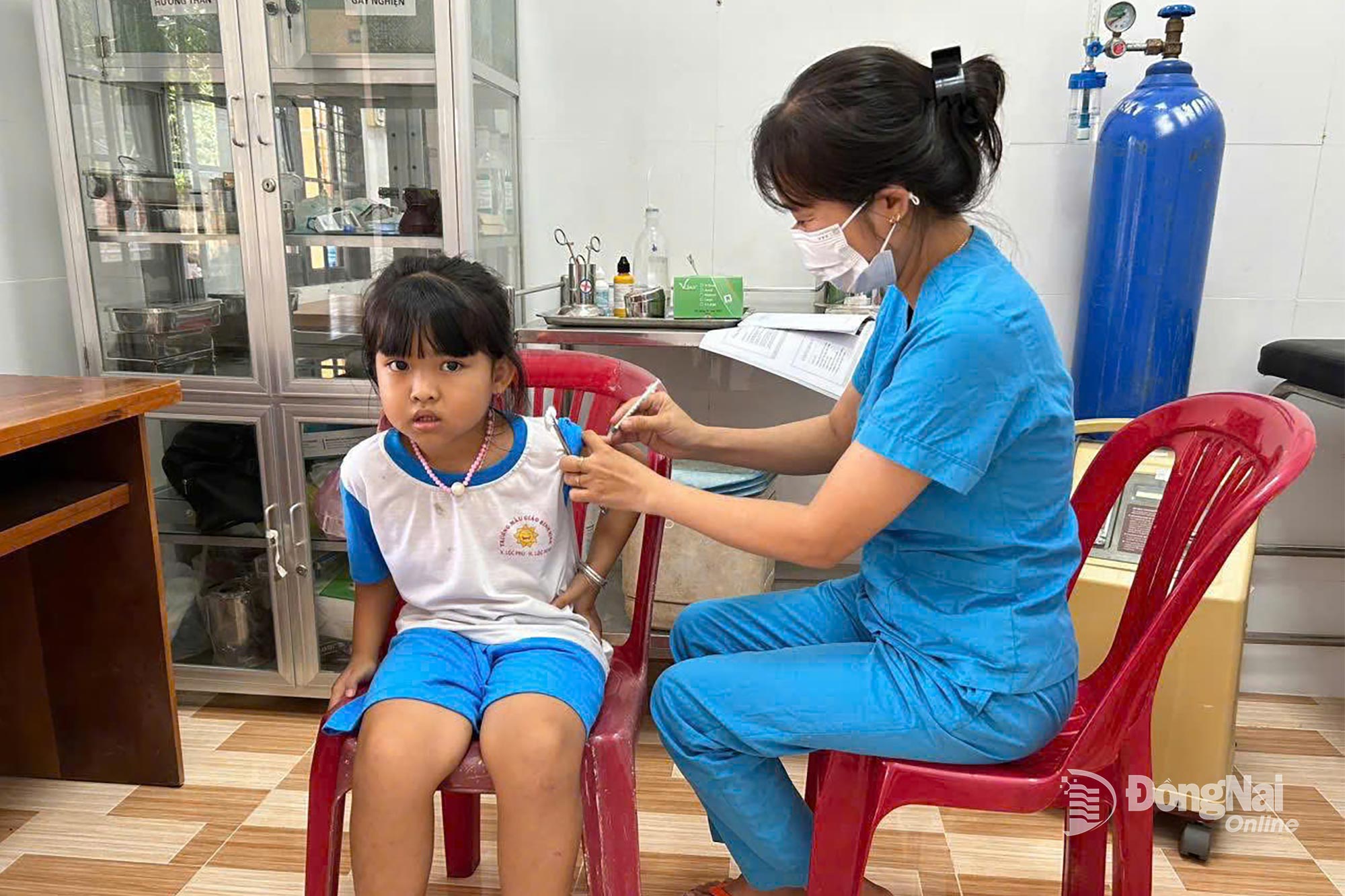 Xây dựng thêm nhiều chính sách thiết thực, nhân văn