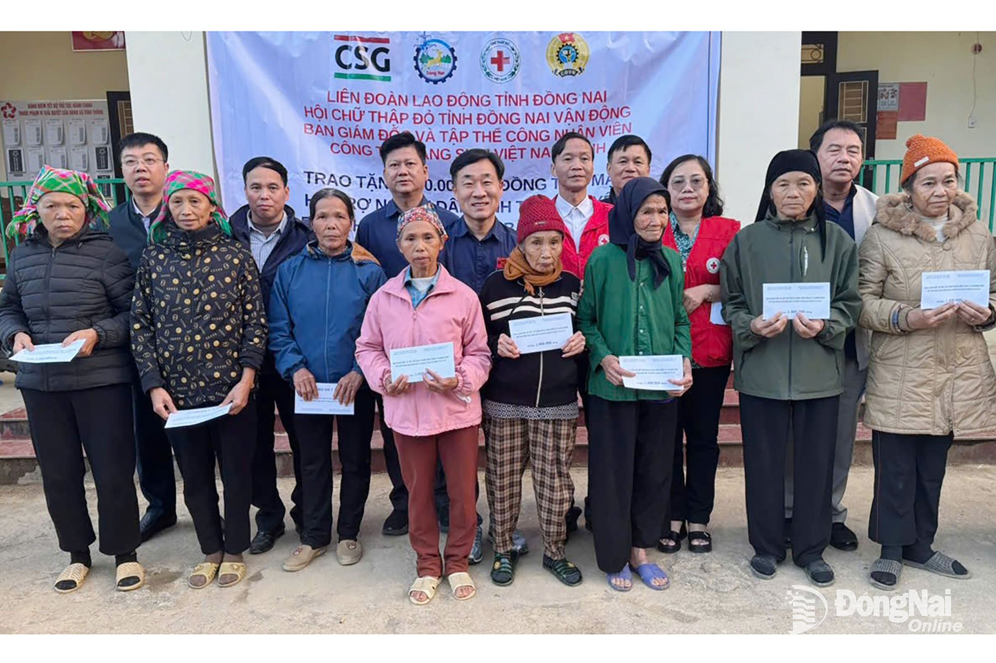 Nghĩa tình người lao động Changshin với đồng bào lũ lụt