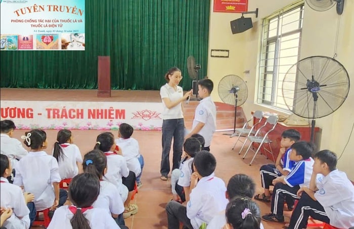 Quyết tâm xây dựng môi trường giáo dục không khói thuốc- Ảnh 2.