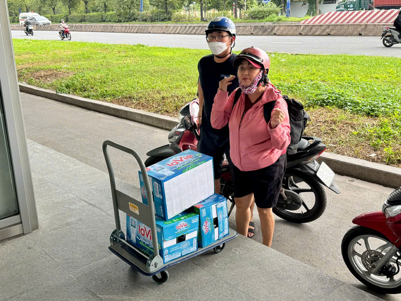 Подпись к фотографии