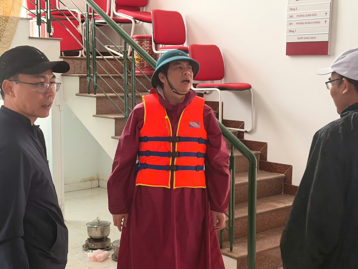 Ngành Ngân hàng chủ động ứng phó mưa lũ, bảo đảm an toàn hệ thống tại Nam Trung Bộ và Tây Nguyên