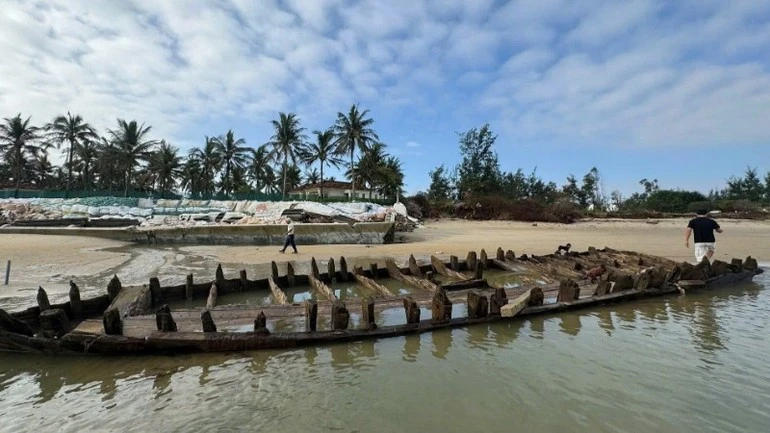 Khẩn trương lập dự án khai quật khảo cổ khu vực phát hiện tàu cổ ven biển Đà Nẵng