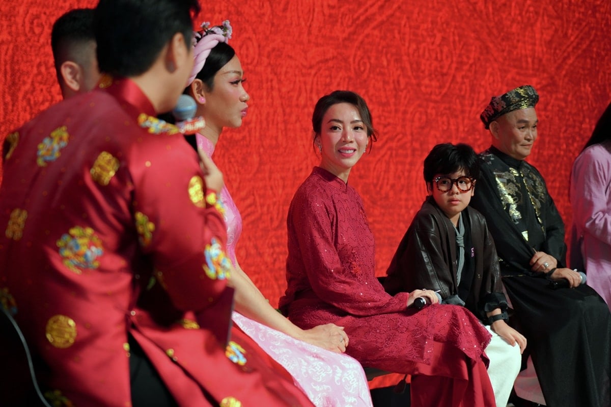 to mo xem xuan hinh dong phim, loi dien dan gian se bien hoa ra sao hinh anh 3