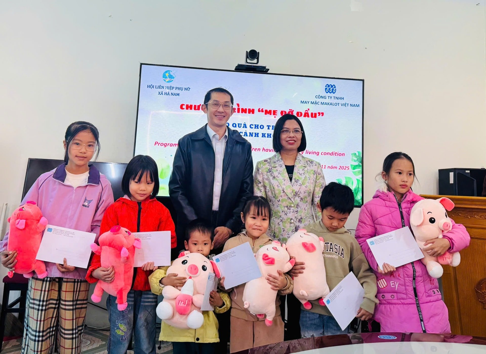 Makalot Việt Nam nhận đỡ đầu thêm 6 trẻ em hoàn cảnh khó khăn